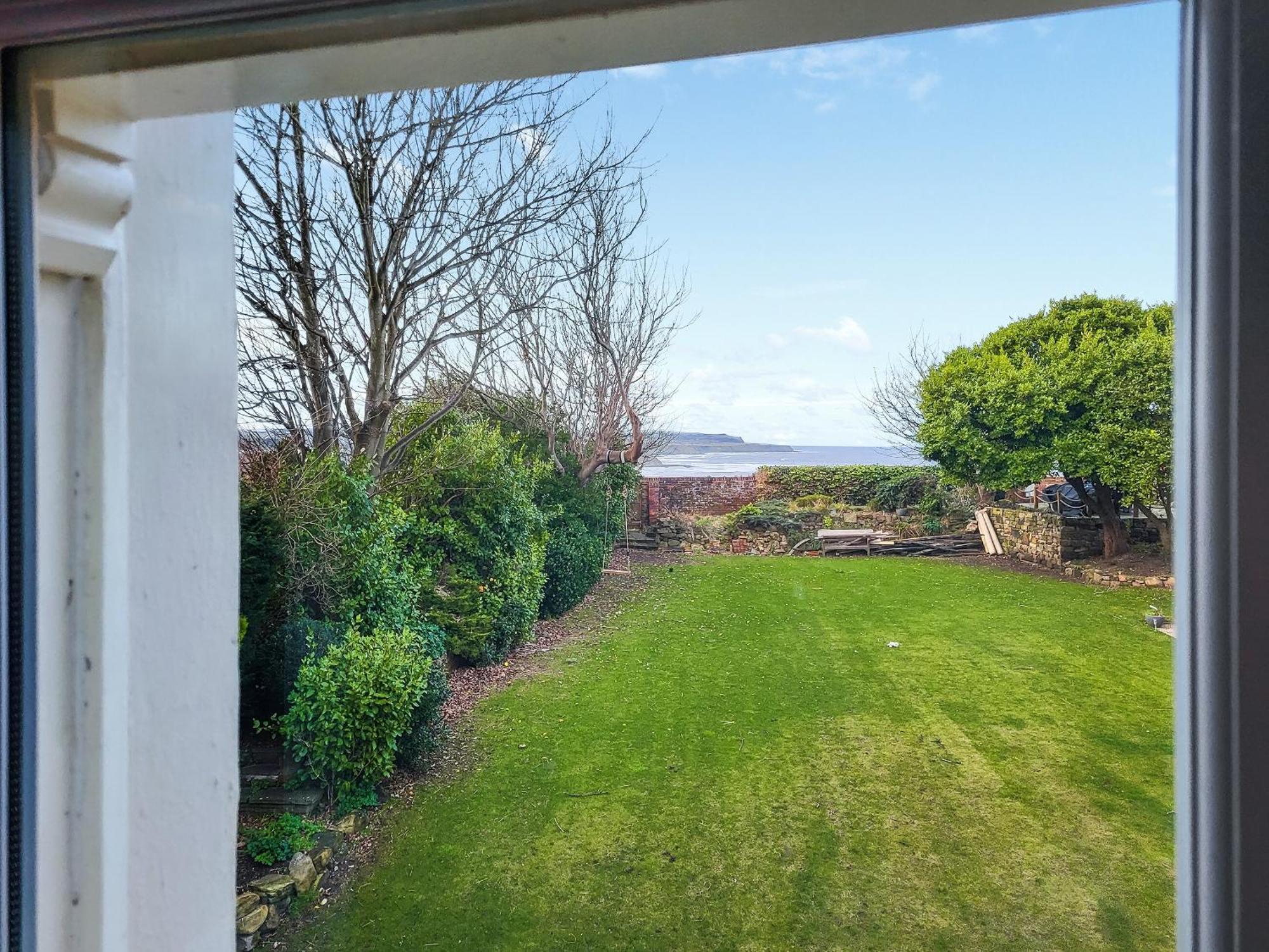 Mulgrave House Holiday home *